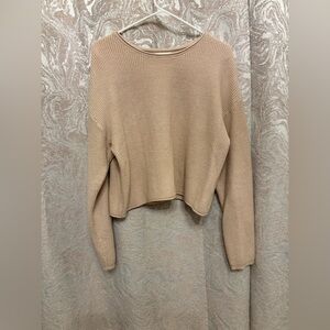 Mia & Tess Apricot/Tan Sweater | Size Small | Cropped/ Boxy | Cozy & Soft